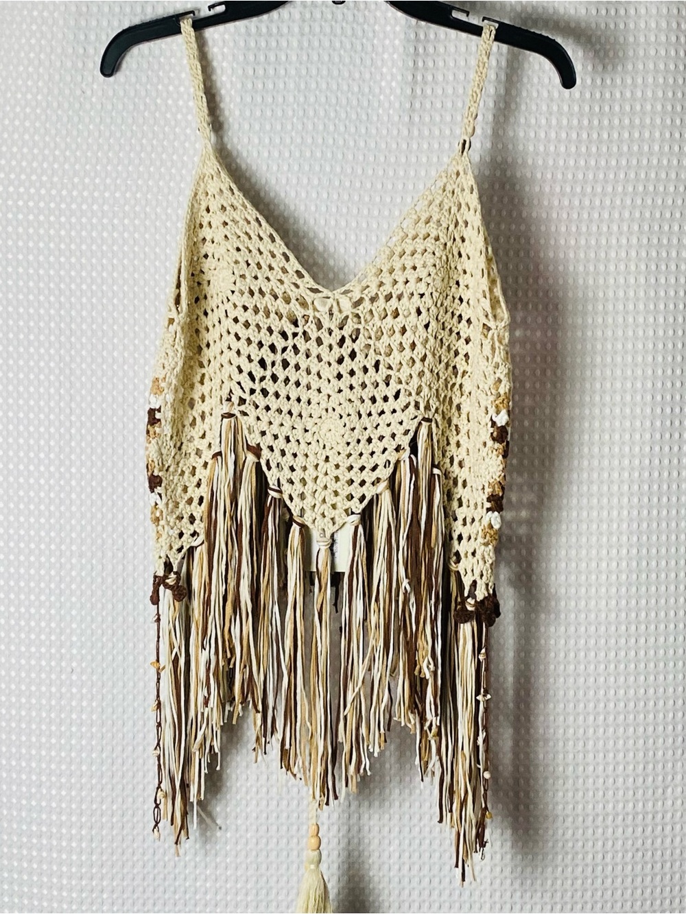 Miss Me Crochet Fringe Tank Top L Boho Festival Cream Brown Tassel Top NWT - Picture 8 of 15